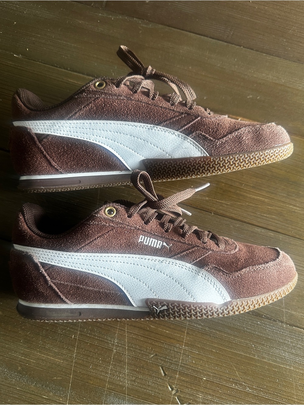 Puma Brown Bella Donna Suede with White Detailing - Women size 7.5